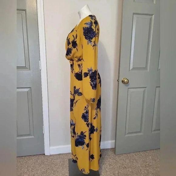 Chelsea28 Floral Yellow Print Faux Wrap Maxi Dress(S) - Picture 10 of 14